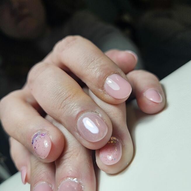 Modelka na paznokcie