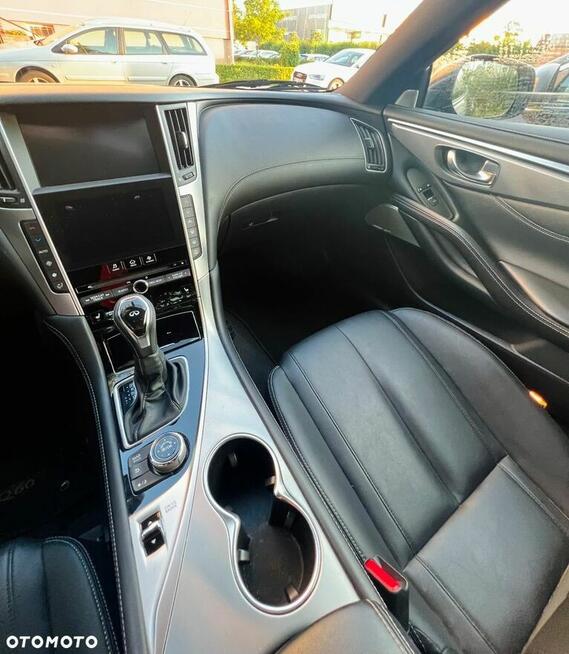 Infiniti Q60 2.0t Coupe Premium Tech