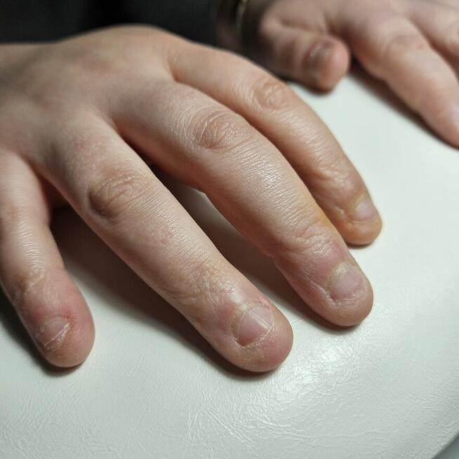 Modelka na paznokcie