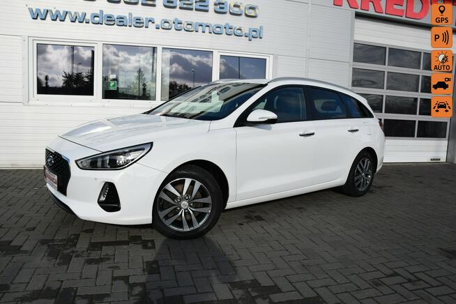 Hyundai i30 1.0 Turbo GDI LED Navi Kamera Nowe opony Euro-6b 137tys.km