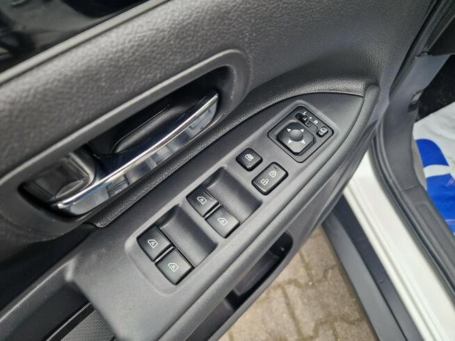 Mitsubishi Outlander Led*Szyber*Key-Less*7os*Czuj.MartwPola*BiałaPerła*Kamery360*Gwarancja!