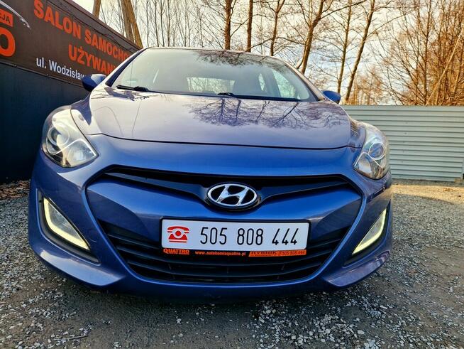 Hyundai i30 Serwis ASO. Światła Ledowe do jazdy dziennej