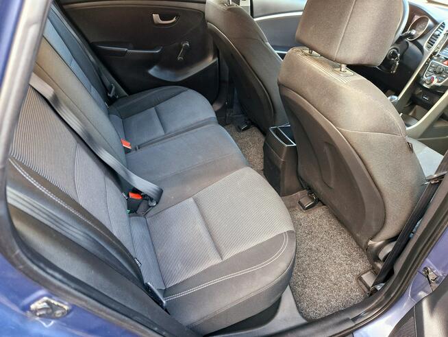 Hyundai i30 Serwis ASO. Światła Ledowe do jazdy dziennej