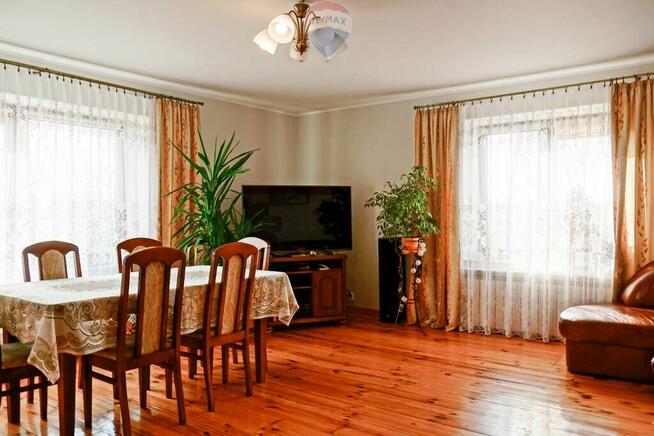 Dom 153m2 na zadbanej działce 2300m2 w Zawadach