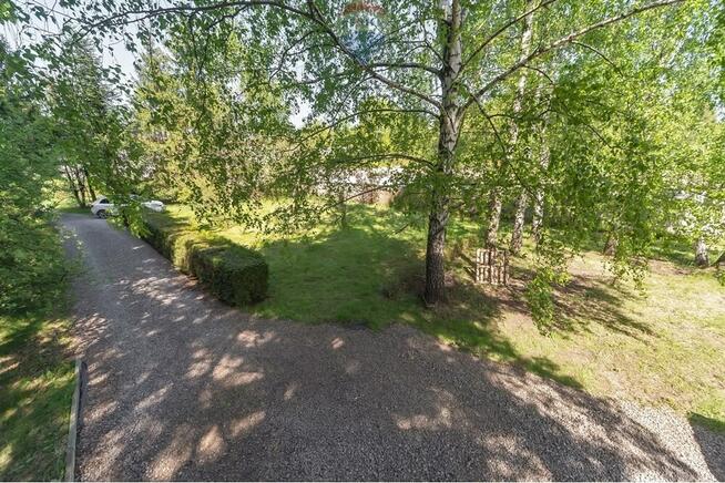 BLACK WEEKS - Dom lub biuro z dużym ogrodem