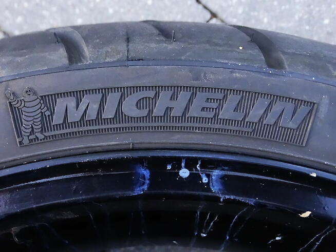 Koło przód TRIUMPH 17x3.50 felga + opona