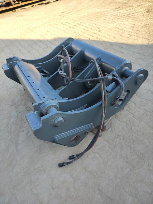 Szybkozłącze hydrauliczne do ładowarki volvo 180