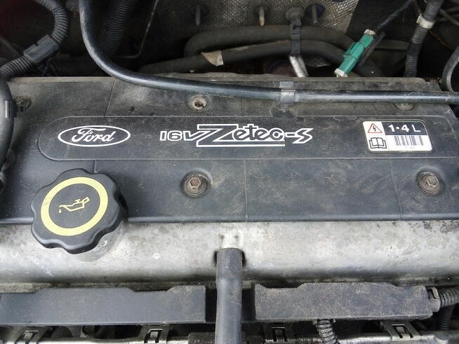 Ford Focus 1.4 benzyna.