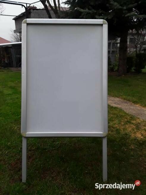 Stojak reklamowy aluminiowy