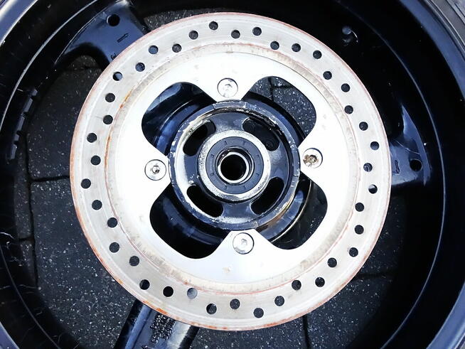 Koło przód TRIUMPH 17x3.50 felga + opona