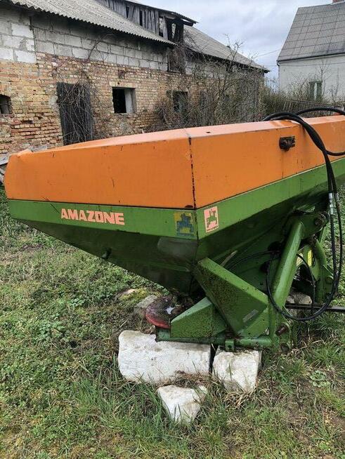 Rozsiewacz nawozu Amazone 1800 ZA-U