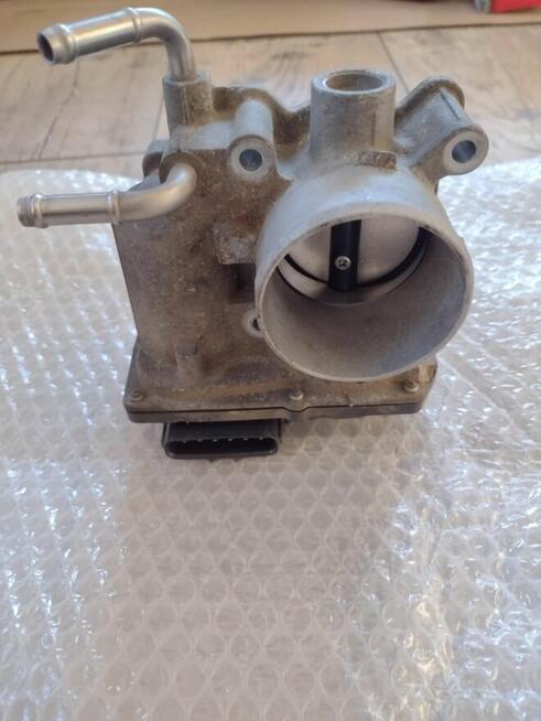 Przepustnica do TOYOTA YARIS III 1,33B nr 22030 - 47010