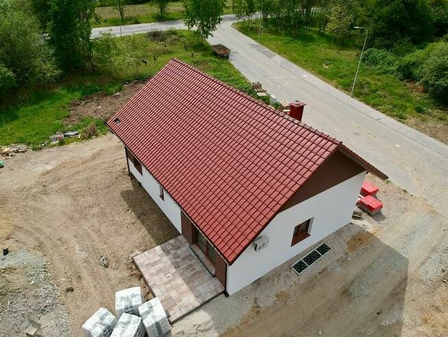 Nowoczesny parterowy dom dla rodziny + poddasze użytkowe 57m