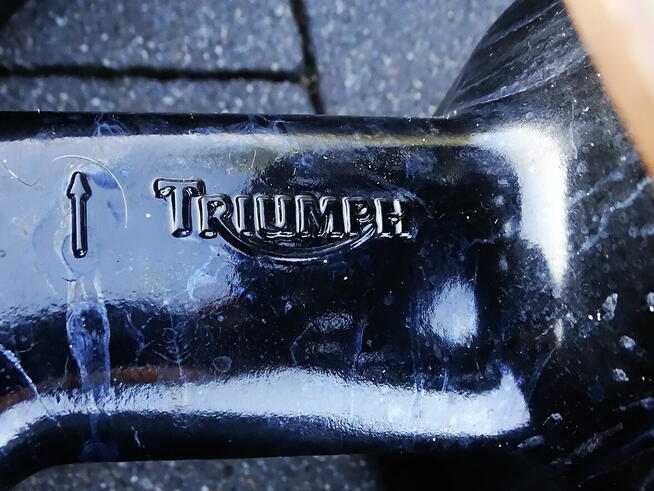 Koło przód TRIUMPH 17x3.50 felga + opona