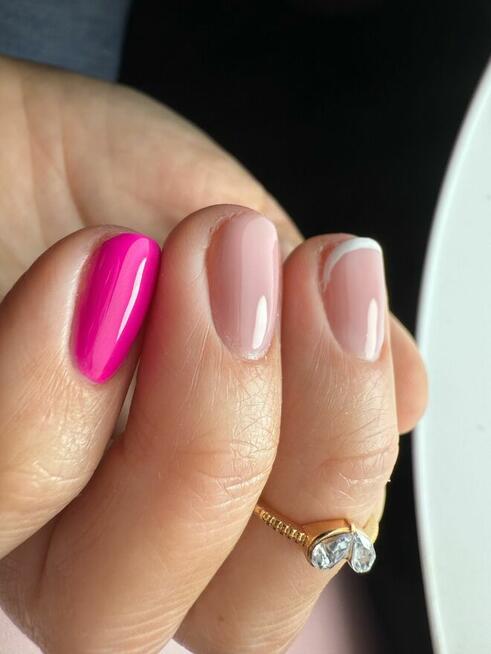 Modelka na paznokcie