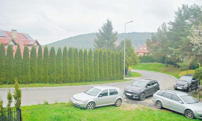 Piękny dom dla rodziny w Bieszczadach, lub 3 niezależne mies