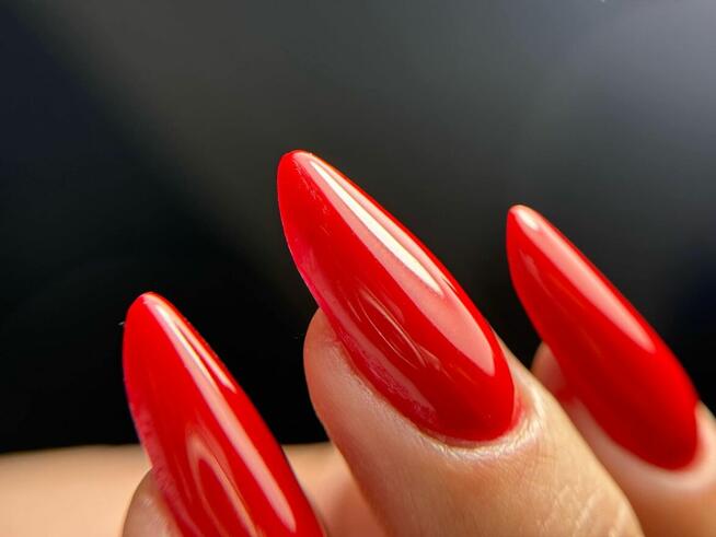 Modelka na paznokcie