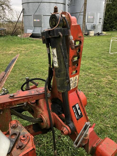 Pług obrotowy 4 skibowy Gregoire Besson