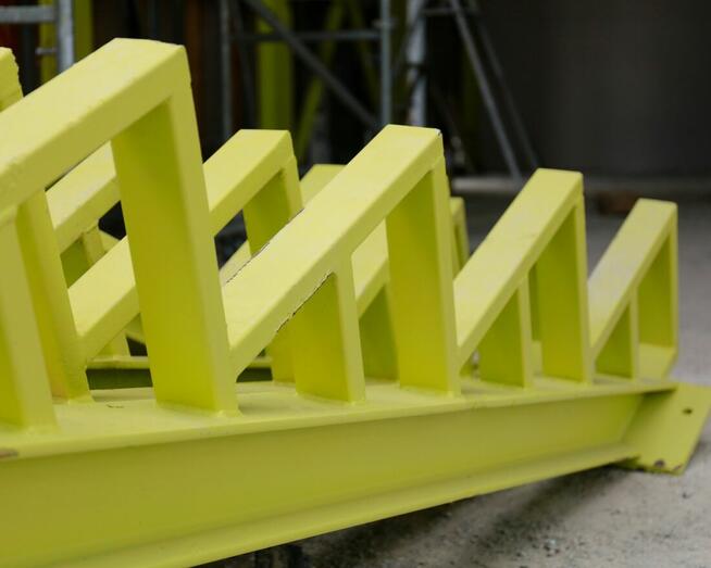 Profesjonalne malowanie elementów dla branży przemysłowej