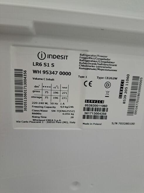 Sprzedam lodówkę Indesit
