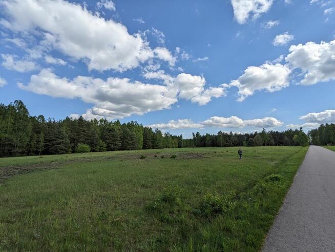 Działki budowlane pod lasem od 1109m. Cicha okolica. Blisko