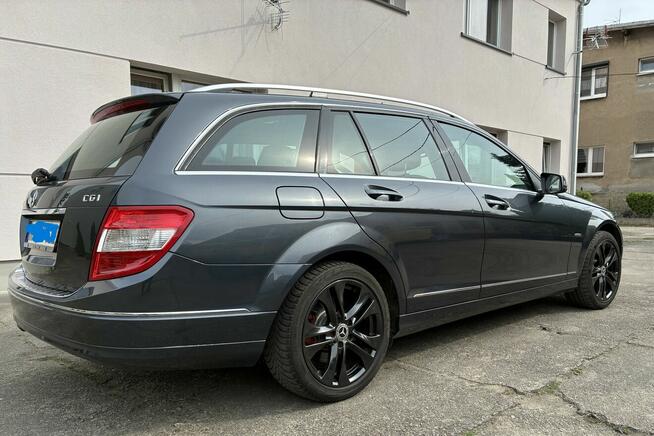 MERCEDES C200 GDi Benzyna