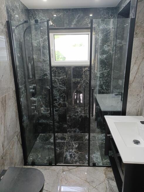 REMONTY MIESZKAŃ DOMÓW