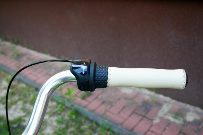 Rower damski miejski różowy 26 stan wzorowy