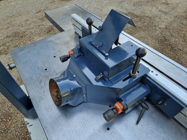 Frezarka dolnowrzecionowa JAROMA z wózkiem