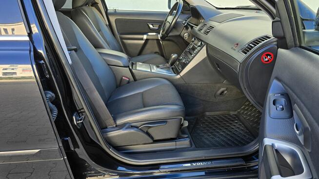VOLVO XC90 LIFT 3,2B 238PS AWD SUMMUM Bi-Xenon Skóra IDEALNY