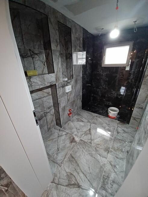 REMONTY MIESZKAŃ DOMÓW