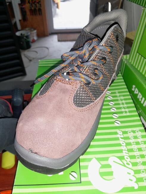 But z noskiem Springfield sb roz. 45