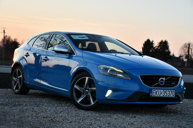 Volvo V40 R-DESIGN#Ledy#Bixenon#Climatronic#Panorama#Navi#Kamera#Skóry#Gwarancja