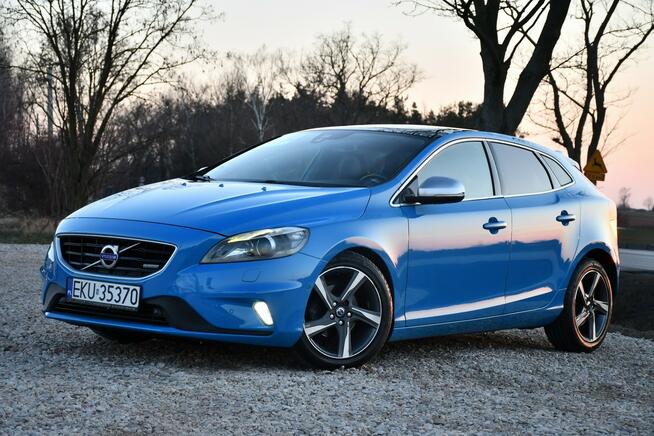 Volvo V40 R-DESIGN#Ledy#Bixenon#Climatronic#Panorama#Navi#Kamera#Skóry#Gwarancja
