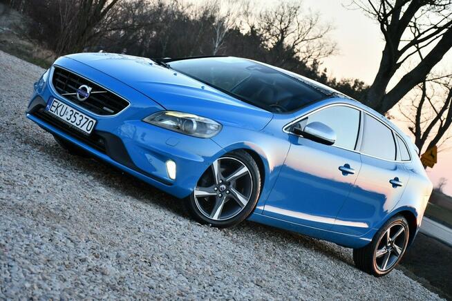 Volvo V40 R-DESIGN#Ledy#Bixenon#Climatronic#Panorama#Navi#Kamera#Skóry#Gwarancja