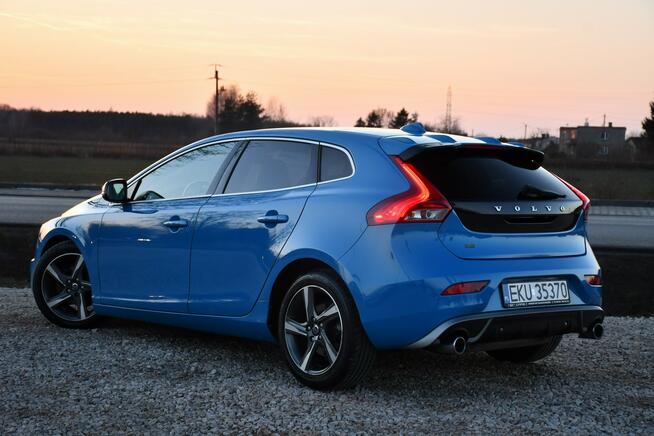 Volvo V40 R-DESIGN#Ledy#Bixenon#Climatronic#Panorama#Navi#Kamera#Skóry#Gwarancja