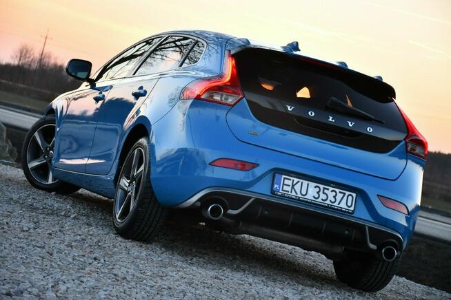 Volvo V40 R-DESIGN#Ledy#Bixenon#Climatronic#Panorama#Navi#Kamera#Skóry#Gwarancja