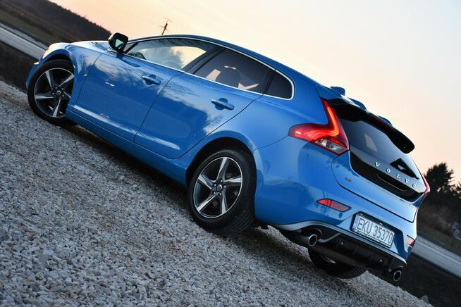 Volvo V40 R-DESIGN#Ledy#Bixenon#Climatronic#Panorama#Navi#Kamera#Skóry#Gwarancja
