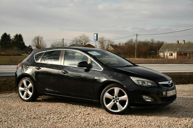 Opel Astra 1.6i 115KM#Navi#Sensory#Climatr#Alus#Serwis#Import#12m Gwarancji!!!