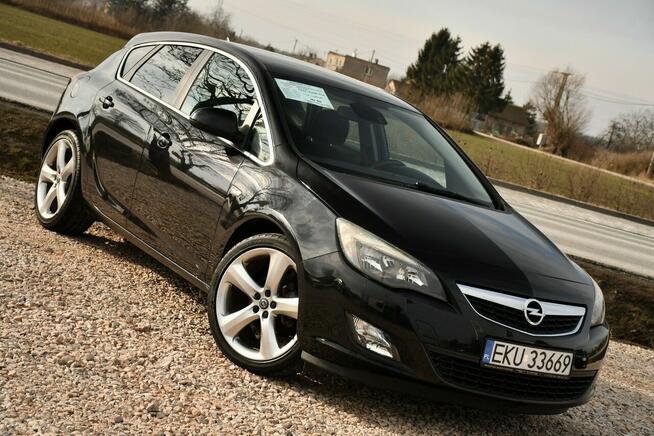 Opel Astra 1.6i 115KM#Navi#Sensory#Climatr#Alus#Serwis#Import#12m Gwarancji!!!