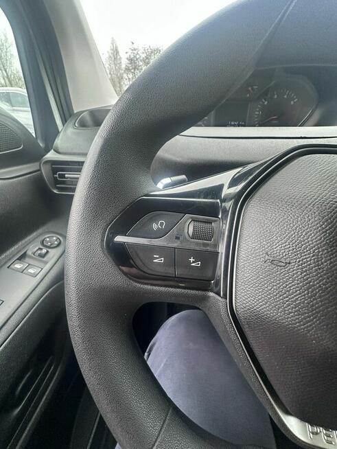 Peugeot Partner Automat kamera cofania webasto