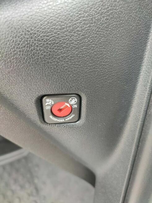 Peugeot Partner Carplay kamera webasto