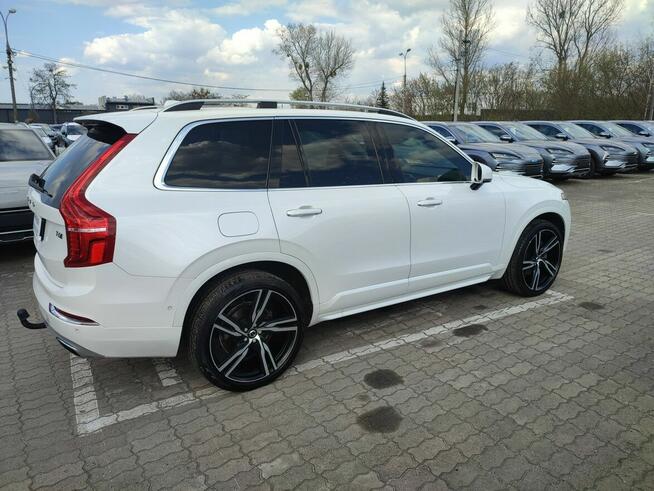 Volvo XC 90 7-osobowy panorama