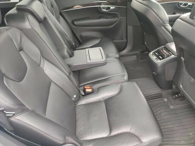 Volvo XC 90 7-osobowy panorama