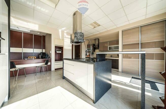 Góra/Tarnowo Podgórne/Lokal/parking/witryny