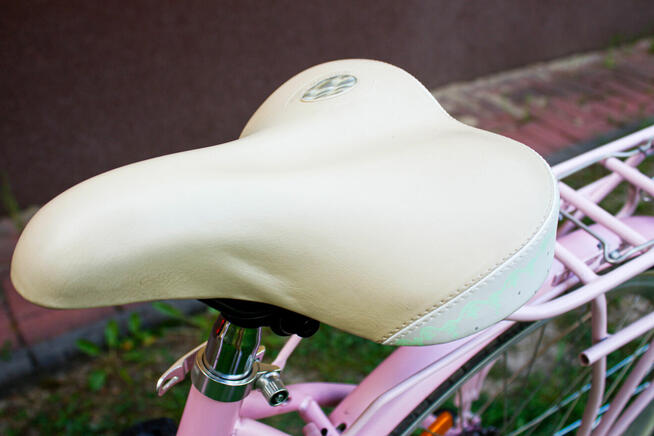 Rower damski miejski różowy 26 stan wzorowy