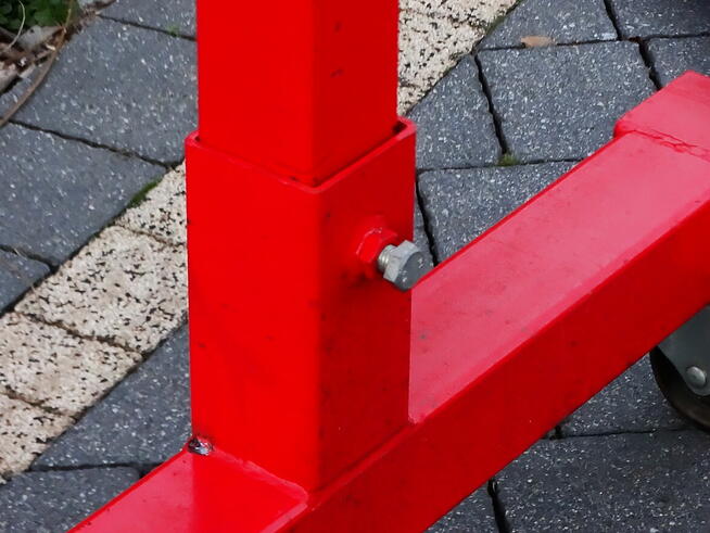 Motorowy stojak warsztatowy wózek do montażu silnika skrzyni