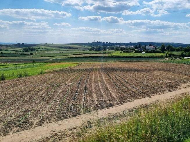 Działka budowlana o powierzchni 2513 m2 w Biórkówie Małym