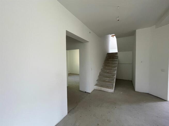 Dys Dolina Ciemięgi, dom w stanie developerskim