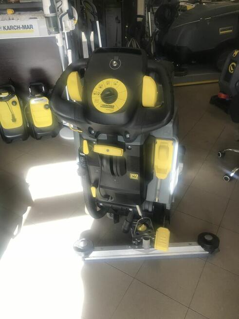 Sprzedam maszynę ssąco-szorującą